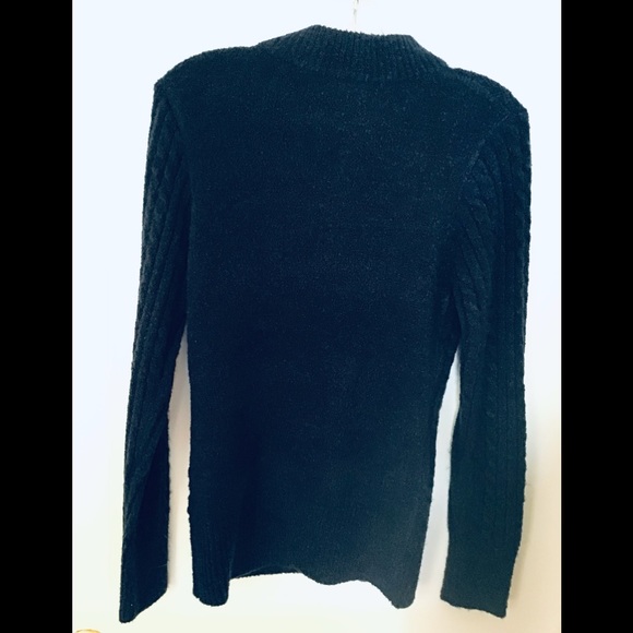 Cardigan - Picture 3 of 6